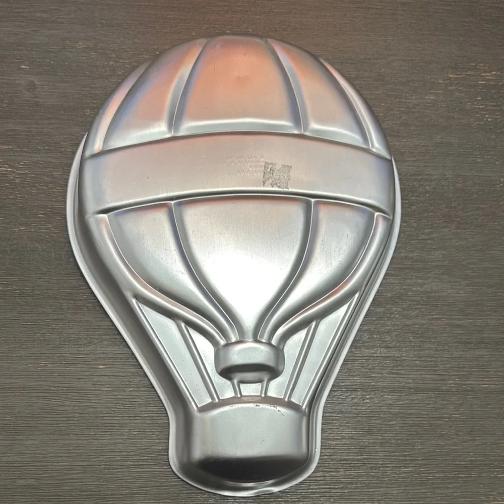 Vintage Wilton Hot Air Balloon Cake Pan 1982